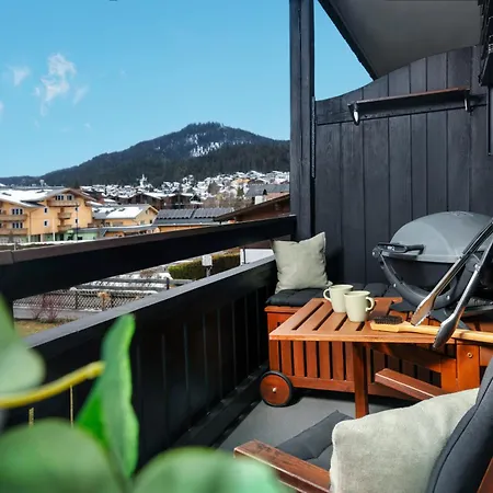 Alpine Seefeld * ゼーフェルト・イン・チロル